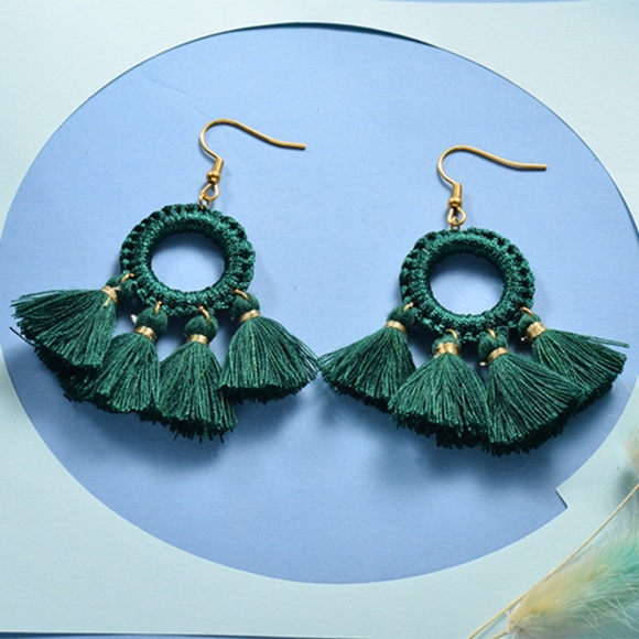 Handmade tassel earrings - Picture 4 of 8